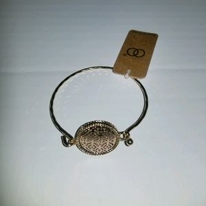 Ladies bracelet